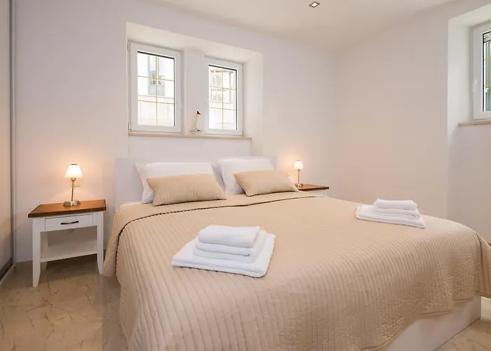 Superior Casa * Σπλιτ