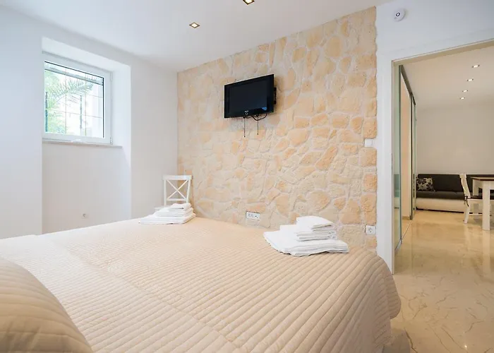 Superior Casa * Σπλιτ